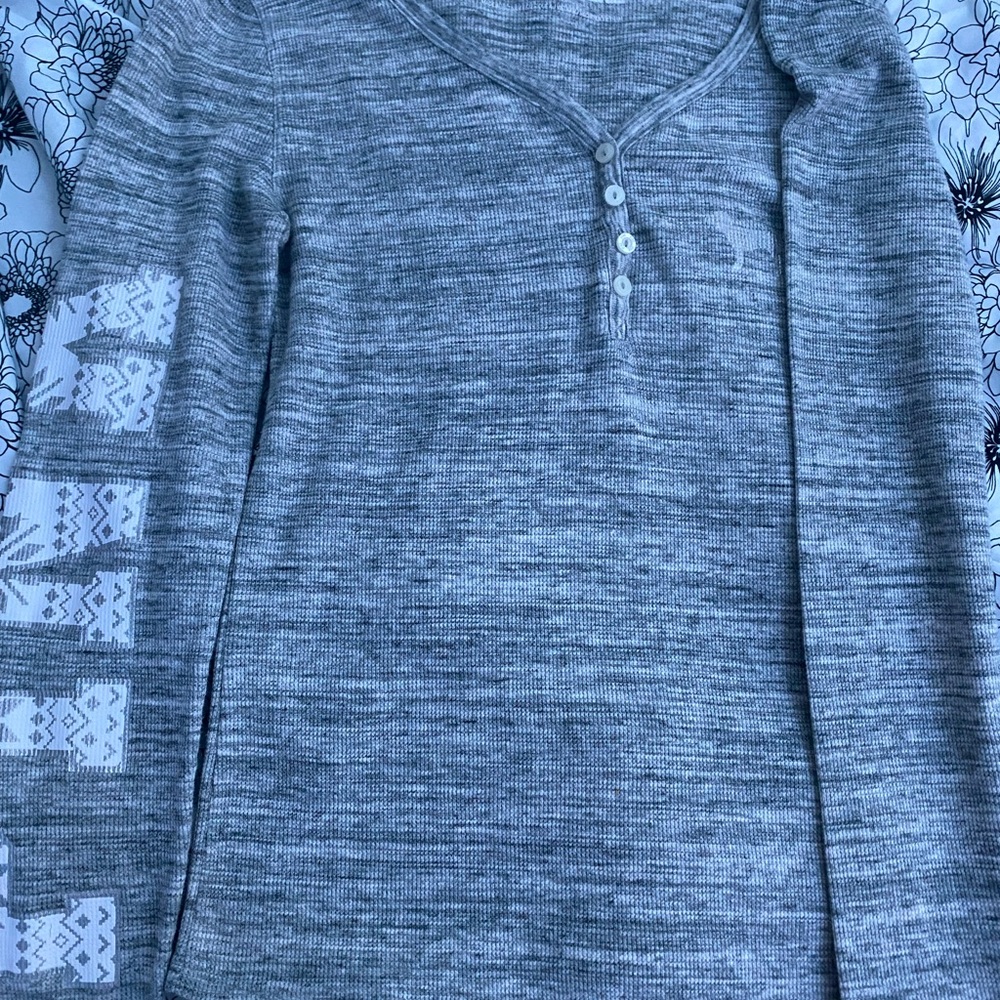 vs pink long sleeve